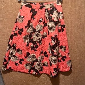 Top Shop quilted floral skirt